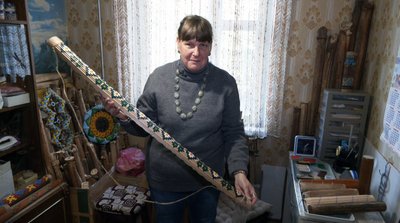 З борщівника — музичні інструменти: п'ять різновидів дощовиць виготовляє ветеринарка з Луцька З борщівника — музичні інструменти: п'ять різновидів дощовиць виготовляє ветеринарка з Луцька