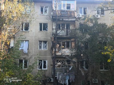 Російські війська атакували Одещину: пошкоджені три багатоповерхівки