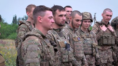 «Мені 21 і я командир»: історія прикордонниці «Змії», яка служить на Лиманському напрямку «Мені 21 і я командир»: історія прикордонниці «Змії», яка служить на Лиманському напрямку