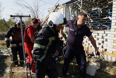У Дніпрі та Кривому Розі пролунали вибухи: загинула людина, в області ввели екстрені відключення світла У Дніпрі та Кривому Розі пролунали вибухи: загинула людина, в області ввели екстрені відключення світла