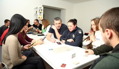 "Кожен боєць заслуговує на якісну психологічну підтримку ": історія психологині бойового підрозділу поліції Хмельниччини "Кожен боєць заслуговує на якісну психологічну підтримку ": історія психологині бойового підрозділу поліції Хмельниччини