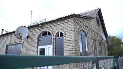 "Страшно, а їхати куди немає". Як живуть мешканці Богданівки, що за 14 км від лінії фронту "Страшно, а їхати куди немає". Як живуть мешканці Богданівки, що за 14 км від лінії фронту