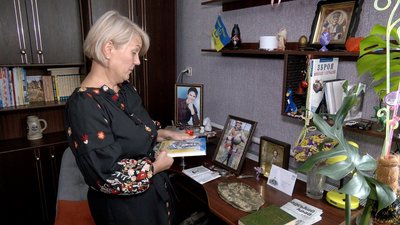 "Найбільше хочеться мовчки його обійняти": батьки загиблого оборонця з Вінниччини поділилися спогадами про сина "Найбільше хочеться мовчки його обійняти": батьки загиблого оборонця з Вінниччини поділилися спогадами про сина