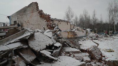 “Продавчиня і відвідувачка магазину загинули”: як виживають мешканці села Спірне на прикордонні “Продавчиня і відвідувачка магазину загинули”: як виживають мешканці села Спірне на прикордонні