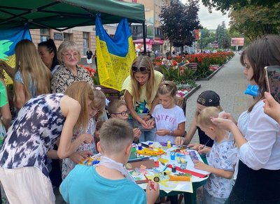 Книжковий обмін "Книжкова площа-2025", обмін книжками, Тернопіль, бібліотеки Книжковий обмін "Книжкова площа-2025", обмін книжками, Тернопіль, бібліотеки