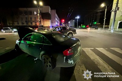Постраждали троє осіб внаслідок ДТП у Рівному Постраждали троє осіб внаслідок ДТП у Рівному