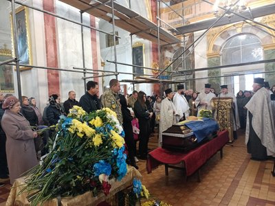 У Луцьку провели в останню дорогу 51-річного захисника Геннадія Шепетюка У Луцьку провели в останню дорогу 51-річного захисника Геннадія Шепетюка