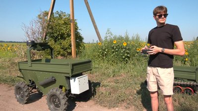 Апгрейд для дронів: як на Черкащині вдосконалили наземні роботизовані комплекси Апгрейд для дронів: як на Черкащині вдосконалили наземні роботизовані комплекси