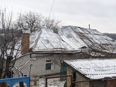 Травми отримали шестеро людей, серед них — двоє дітей: подробиці ракетного удару по Умані Травми отримали шестеро людей, серед них — двоє дітей: подробиці ракетного удару по Умані