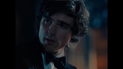Актор Джейкоб Елорді Фелікс у фільмі "Солтберн"