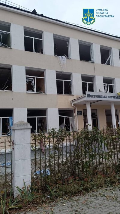У Шостці під завалами знайшли тіло загиблого У Шостці під завалами знайшли тіло загиблого