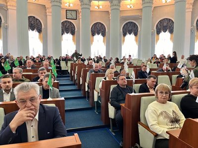 Депутати обласної ради "зірвали" сесію. Що мали ухвалити і як це вплине на черкащан Депутати обласної ради "зірвали" сесію. Що мали ухвалити і як це вплине на черкащан