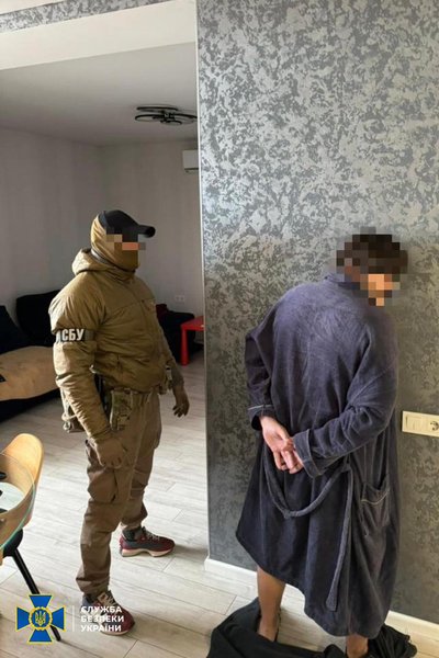 Збували зброю та боєприпаси: в Одесі затримали злочинне угруповання — СБУ Збували зброю та боєприпаси: в Одесі затримали злочинне угруповання — СБУ