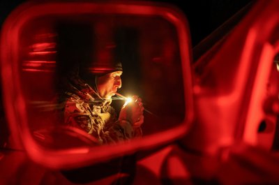 Український військовослужбовець на передовій позиції на півдні України 25 жовтня 2024 року