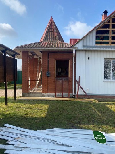Через російські обстріли пошкоджено Баницьке лісництво на Сумщині Через російські обстріли пошкоджено Баницьке лісництво на Сумщині