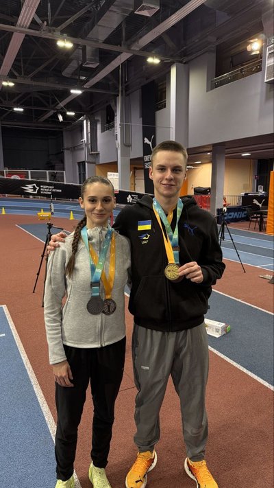Спортсмени Сумщини здобули чотири медалі в перший день чемпіонату України з легкої атлетики Спортсмени Сумщини здобули чотири медалі в перший день чемпіонату України з легкої атлетики