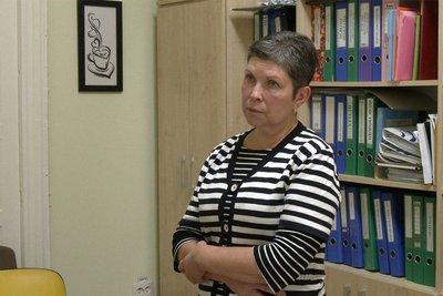 Директорка Чернівецького ліцею №1 Наталія Кінащук Директорка Чернівецького ліцею №1 Наталія Кінащук