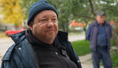 "Під вікнами лежали залишки ракети": як у Каневі на Черкащині ліквідовують наслідки обстрілу "Під вікнами лежали залишки ракети": як у Каневі на Черкащині ліквідовують наслідки обстрілу