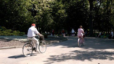 У Вінниці стартували велопрогулянки для пенсіонерів У Вінниці стартували велопрогулянки для пенсіонерів