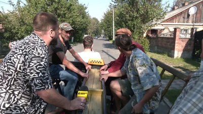 Запорожець та велосипед на 15 людей: у музеї на Рівненщині розповіли про нові експонати з Донеччини Запорожець та велосипед на 15 людей: у музеї на Рівненщині розповіли про нові експонати з Донеччини