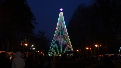 Івано-Франківськ, свято, ялинка, парк Івано-Франківськ, свято, ялинка, парк