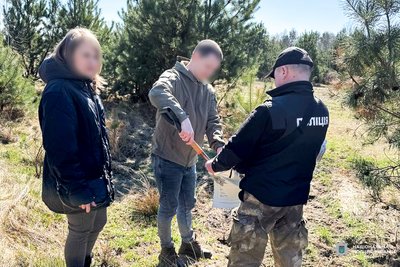 Через забруднення 12 гектарів земель судитимуть трьох людей на Рівненщині, — прокуратура Через забруднення 12 гектарів земель судитимуть трьох людей на Рівненщині, — прокуратура