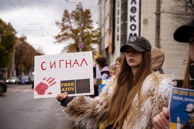 Акція на підтримку полонених і безвісти зниклих відбулася в Житомирі Акція на підтримку полонених і безвісти зниклих відбулася в Житомирі