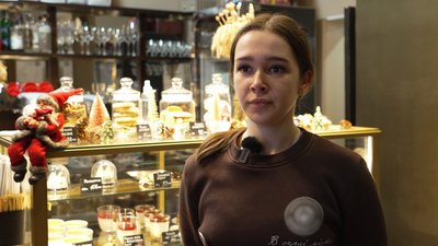 Гарячі напої для комунальників: у Чернігові низка кафе безплатно пригощають комунальників Гарячі напої для комунальників: у Чернігові низка кафе безплатно пригощають комунальників