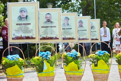 меморіальні дошки, Угорники меморіальні дошки, Угорники