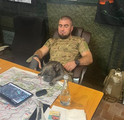 "Я показав все як є": полковник Манько заперечив, що опубліковані ним фото із мапами підпадають під гриф "таємно" "Я показав все як є": полковник Манько заперечив, що опубліковані ним фото із мапами підпадають під гриф "таємно"