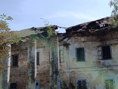 У палаці Красицьких у Володимирці на Рівненщині впав дах У палаці Красицьких у Володимирці на Рівненщині впав дах