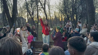 Понад 100 кажанів випустили у природу у Вінниці Понад 100 кажанів випустили у природу у Вінниці