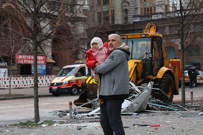 Наслідки російського ракетного обстрілу по центру Києва 20 грудня 2024 року Наслідки російського ракетного обстрілу по центру Києва 20 грудня 2024 року