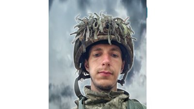 На Чернігівщині попрощалися з Миколою Харченком, Єлисеєм Білоусом, Ігорем Харченком та Павлом Мироненком На Чернігівщині попрощалися з Миколою Харченком, Єлисеєм Білоусом, Ігорем Харченком та Павлом Мироненком