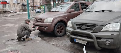 У Житомирі благодійники передали 95 бригаді три авто – гроші на авто збирають під час концертів Україною У Житомирі благодійники передали 95 бригаді три авто – гроші на авто збирають під час концертів Україною