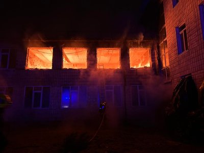 Пожежа у ліцеї в Мирному Пожежа у ліцеї в Мирному