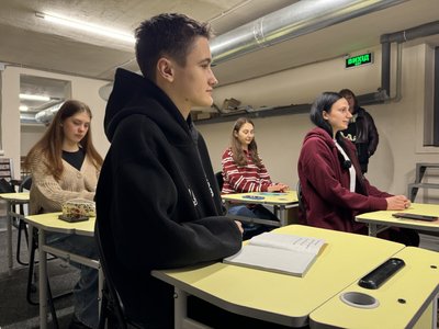 Близько десяти тисяч херсонських випускників складатимуть НМТ Близько десяти тисяч херсонських випускників складатимуть НМТ