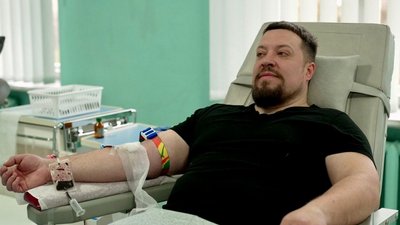 Денис Вєтров, центр крові, донор