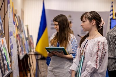 "Українські міста в образах жінок". У Дніпрі нагородили переможців обласного конкурсу малюнків "Українські міста в образах жінок". У Дніпрі нагородили переможців обласного конкурсу малюнків