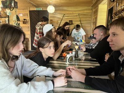 "Діти — наше майбутнє": як благодійний фонд "Крила Фундейшн" підтримує родини на Херсонщині "Діти — наше майбутнє": як благодійний фонд "Крила Фундейшн" підтримує родини на Херсонщині