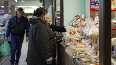 Від традиційних пасок до панетоне: скільки коштує великодня випічка на вінницьких ринках Від традиційних пасок до панетоне: скільки коштує великодня випічка на вінницьких ринках