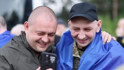 Обмін полоненими: додому під час обміну повернувся прикордонник з Чернігівщини Обмін полоненими: додому під час обміну повернувся прикордонник з Чернігівщини