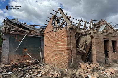 Наслідки обстрілу у Полтаві 28 травня: перші фото з місця події Наслідки обстрілу у Полтаві 28 травня: перші фото з місця події