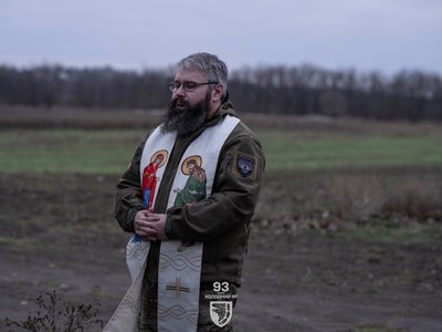 Військові капелани у Костянтинівки провели хресний хід Військові капелани у Костянтинівки провели хресний хід