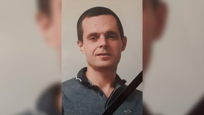 На Чернігівщині поховали шістьох військових Збройних Сил України На Чернігівщині поховали шістьох військових Збройних Сил України