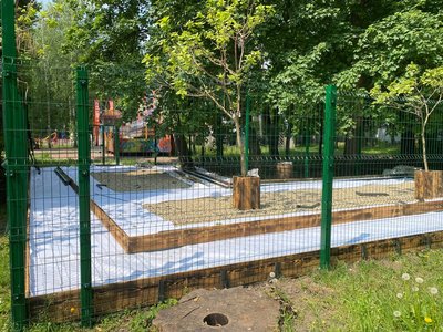 Пісочниця у парку Шевченка Пісочниця у парку Шевченка