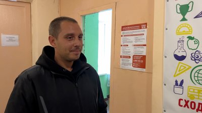 Евакуація життя люди обстріли армія РФ прифронтовий житель Селидового Сергій Покровськ Донецька область 25 жовтня 2024 рік Евакуація життя люди обстріли армія РФ прифронтовий житель Селидового Сергій Покровськ Донецька область 25 жовтня 2024 рік