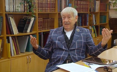 Лев Бірюк доєднався до "Ланцюга єдності" 21 січня 1990 року Лев Бірюк доєднався до "Ланцюга єдності" 21 січня 1990 року
