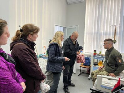 Синдром Дауна, Братерство сиріт, Тіффані Емпі Синдром Дауна, Братерство сиріт, Тіффані Емпі