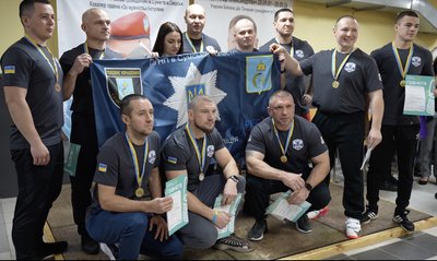 У Сумах відбулись змагання з жиму лежачи на честь загиблих захисників У Сумах відбулись змагання з жиму лежачи на честь загиблих захисників